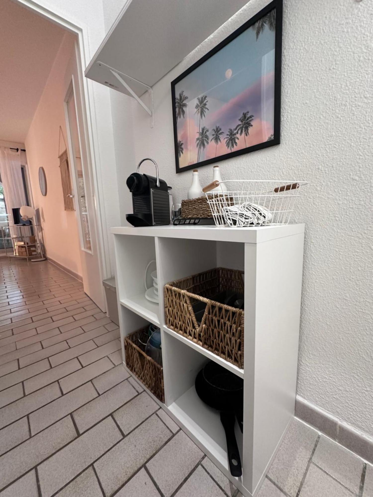 Studio Sur Le Port De Hyeres - A 2Min Des Plages, Clim & Balcon מראה חיצוני תמונה